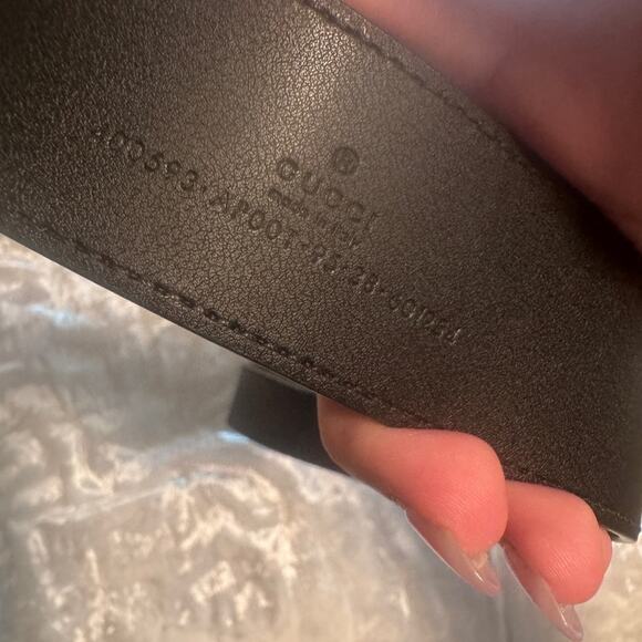 Gucci 2015 Re-Edition Wide leather Black Belt with Gold GG Buckle - Picture 4 of 8